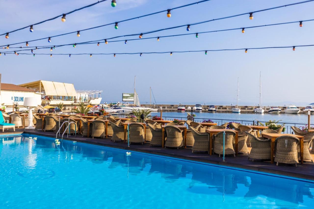 Hotel Palace Marina Dinevi スヴェティ・ヴラス エクステリア 写真