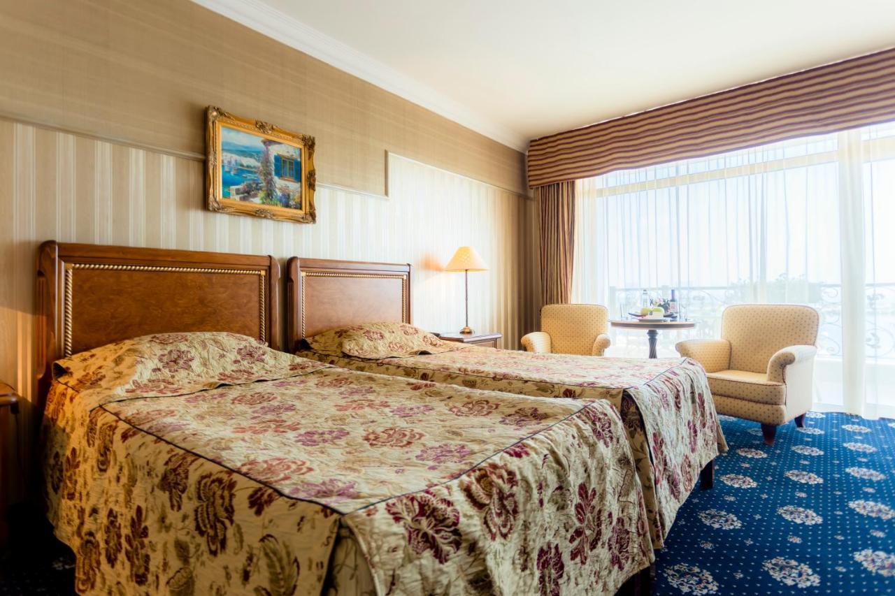 Hotel Palace Marina Dinevi スヴェティ・ヴラス エクステリア 写真