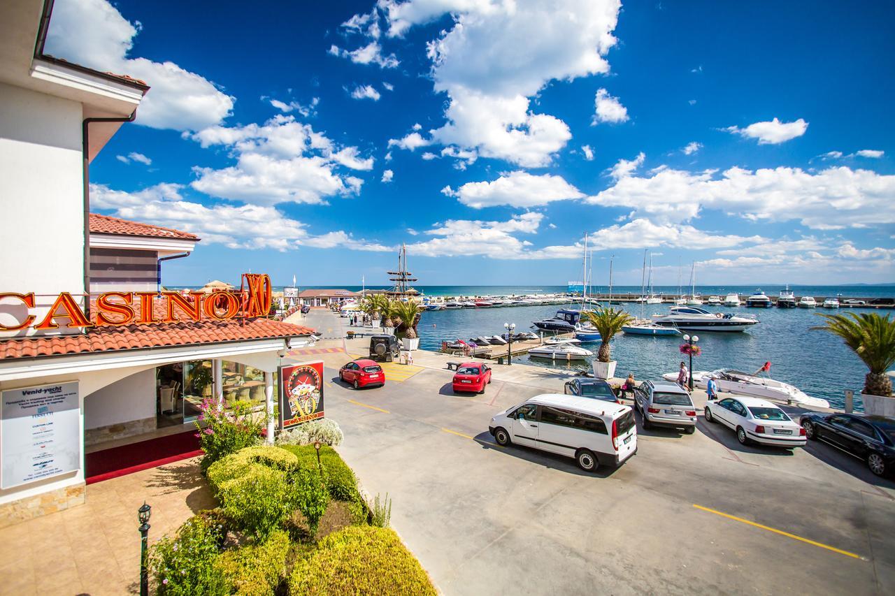 Hotel Palace Marina Dinevi スヴェティ・ヴラス エクステリア 写真